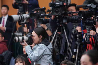 2025精准免费资料大全查询下载安装,2025精准资料免费提供最新版时代资料解释落实,全面释义、解释与落实与警惕虚假宣传,专业任务方案_影音增强版39.149